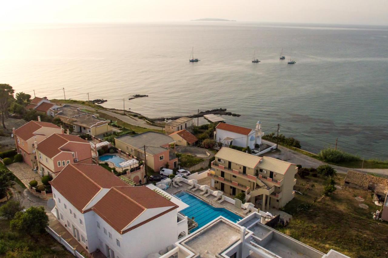 Fedra Mare * Agios Stefanos Avliotes (Corfu)